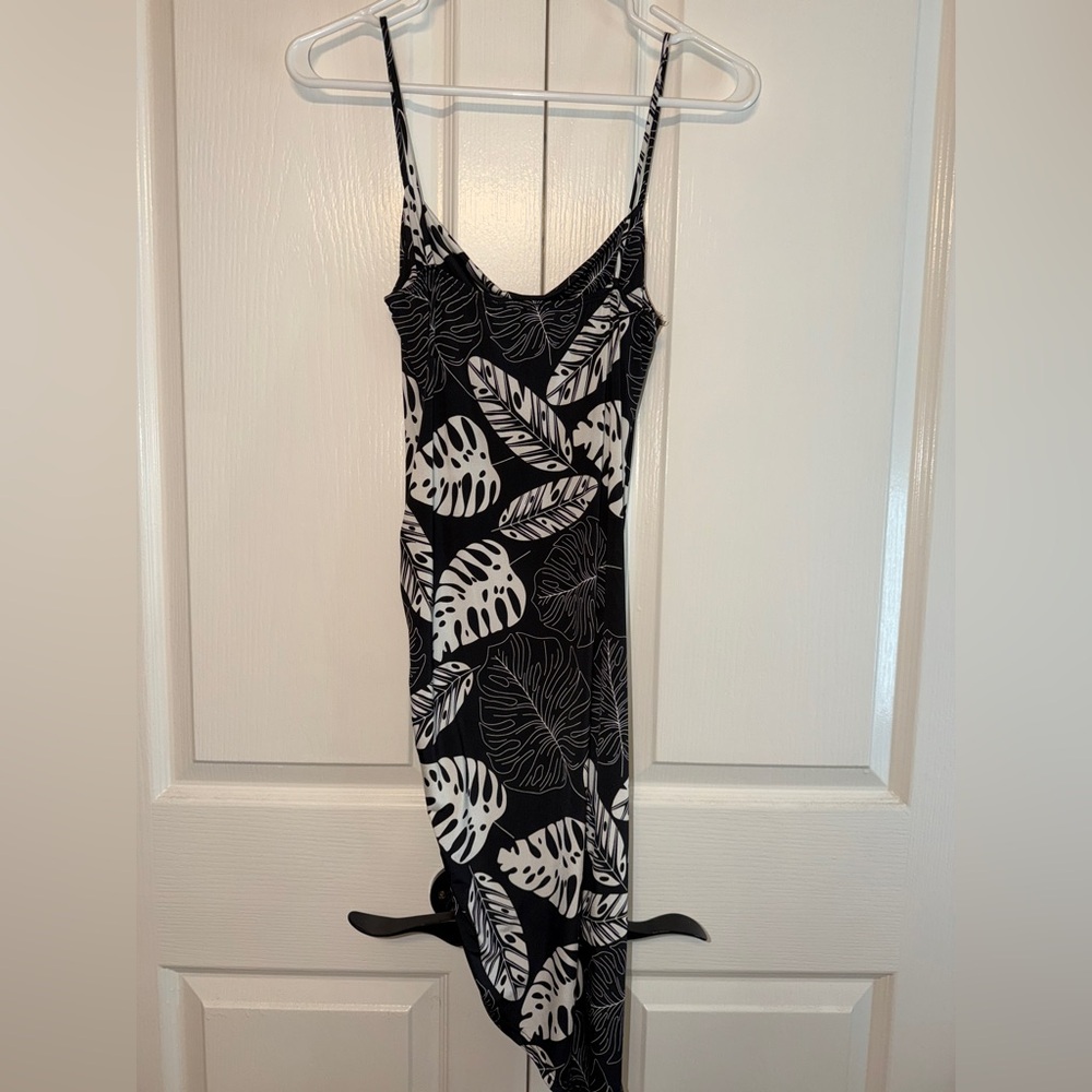 Black and White Leaf Print Dress